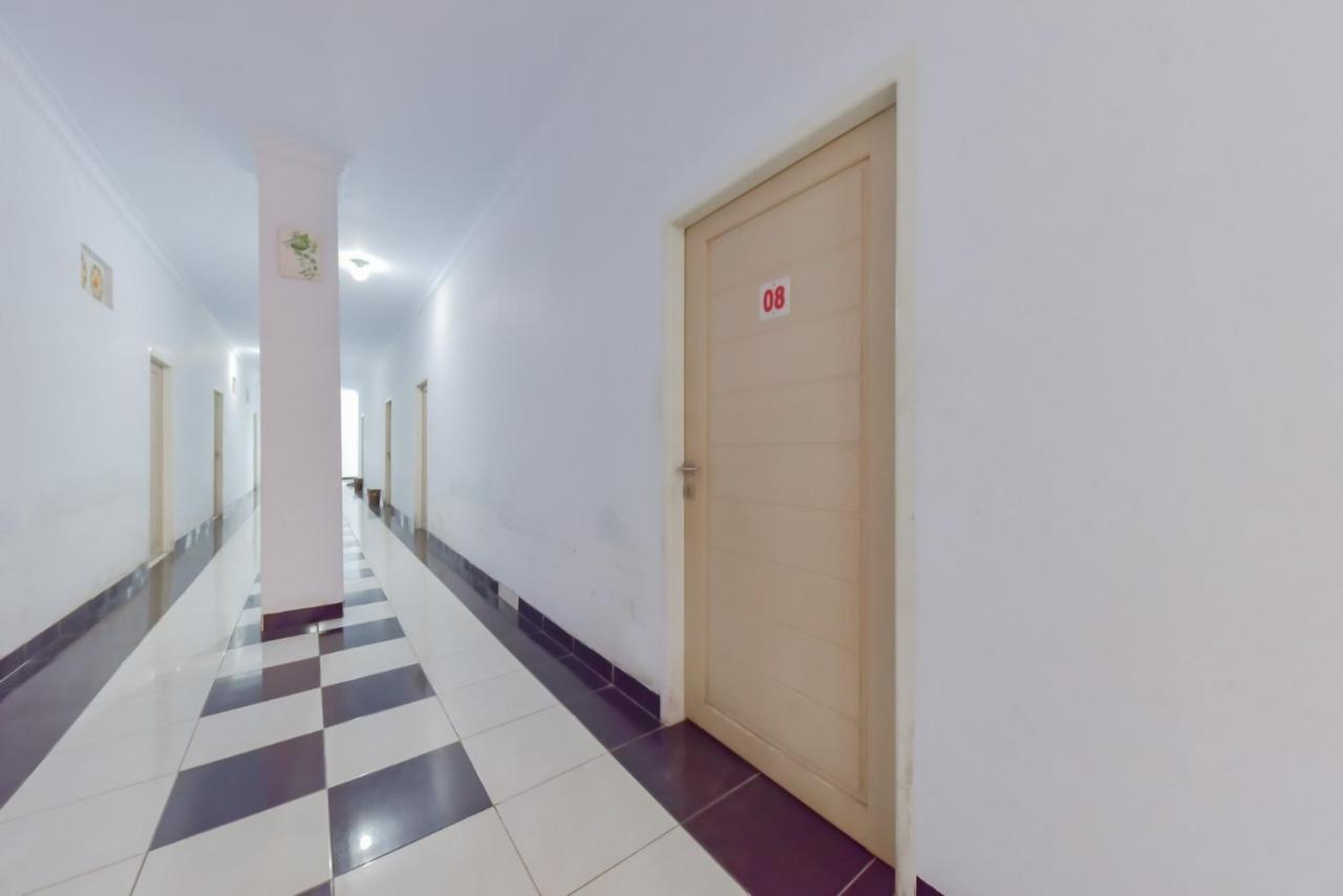 Reddoorz Syariah Near Ramayana Mall Таракан Екстер'єр фото